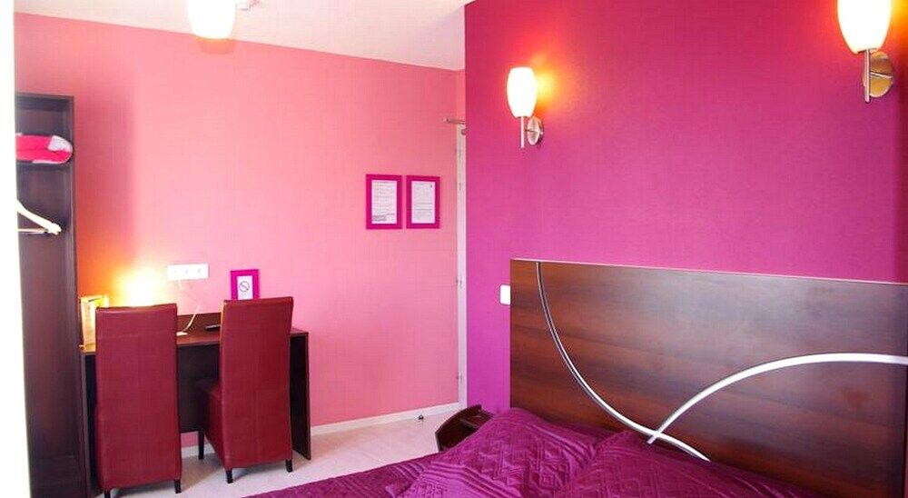 Logis Hotel Centrotel Et Spa Bulles D'Allier Montmarault Kültér fotó